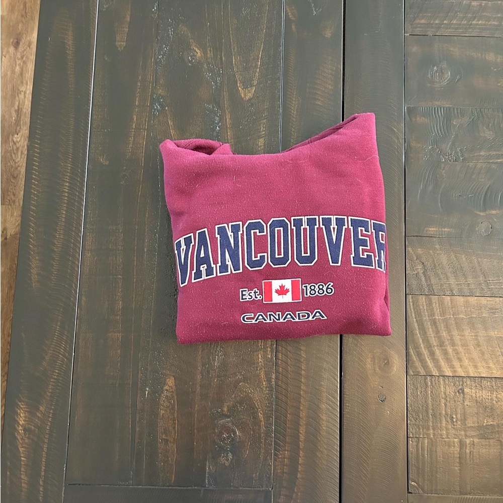 burgundy vancouver hoodie
